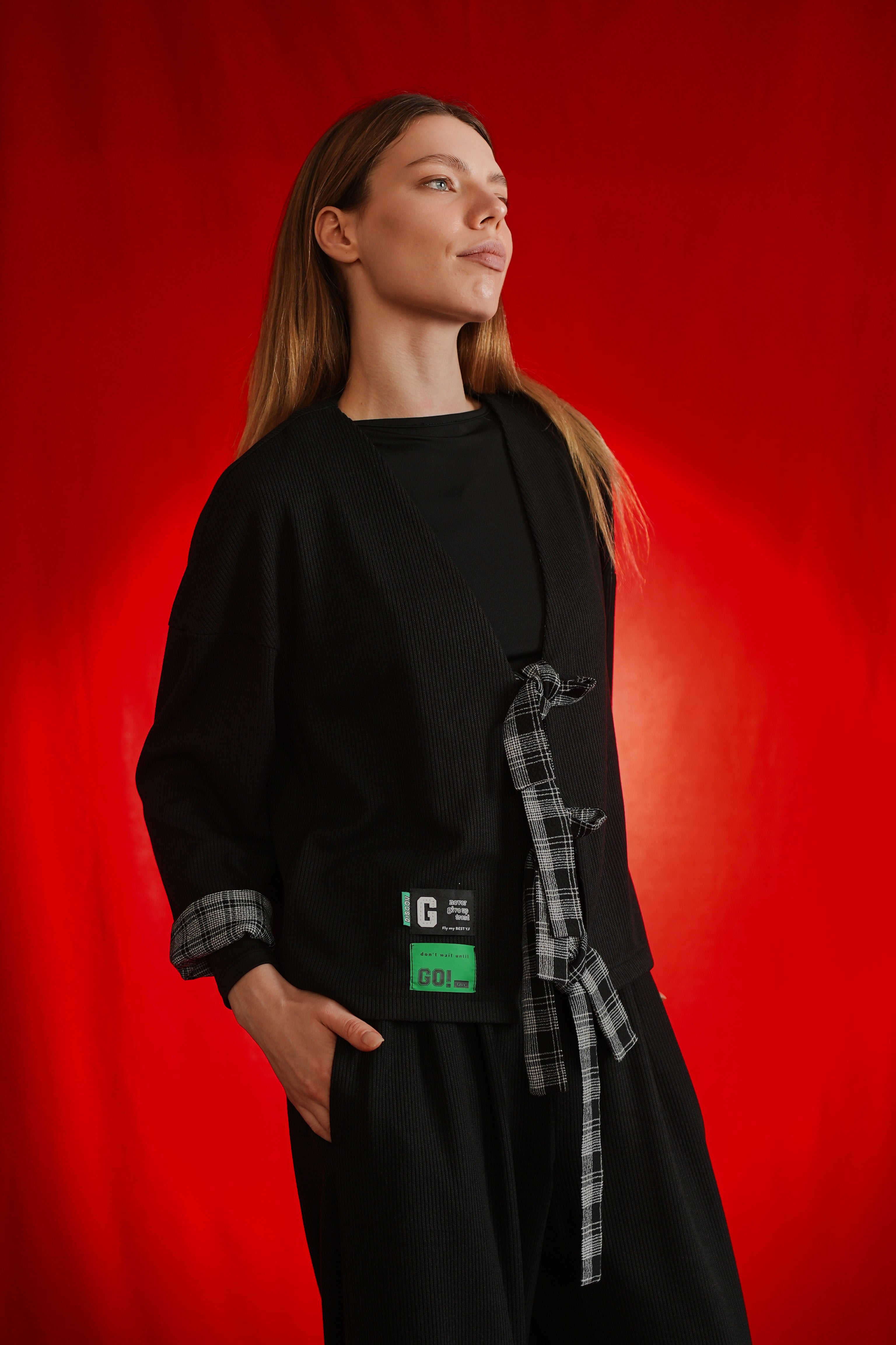 Ekoseli Bağcıklı Hırka